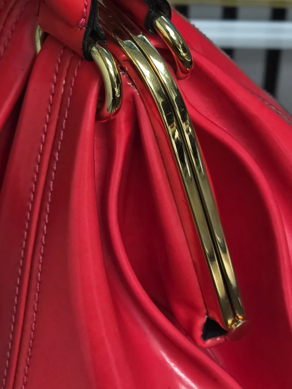 Alexander McQueen Red Elvie Frame Patent Top-Handle Satchel Bag RARE